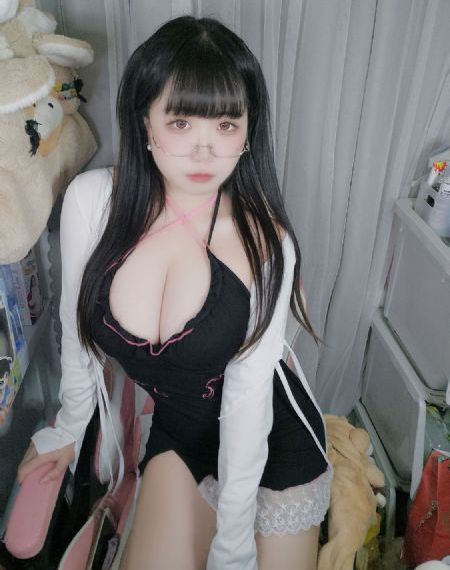 欧美13一14娇小xxxx_720在线观看