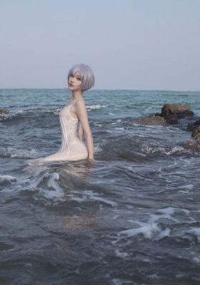 女同学的脚奴_国产剧完整在线观看
